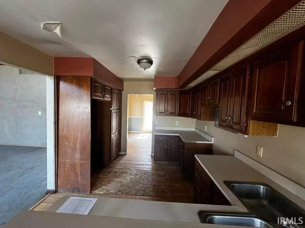 Granger, IN 46530,30137 Fox Run Trail