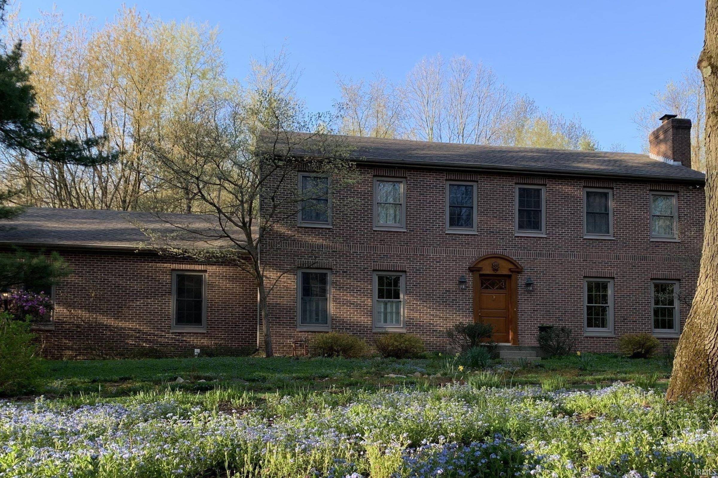 21590 Ravenna Drive, South Bend, IN 46628-9681