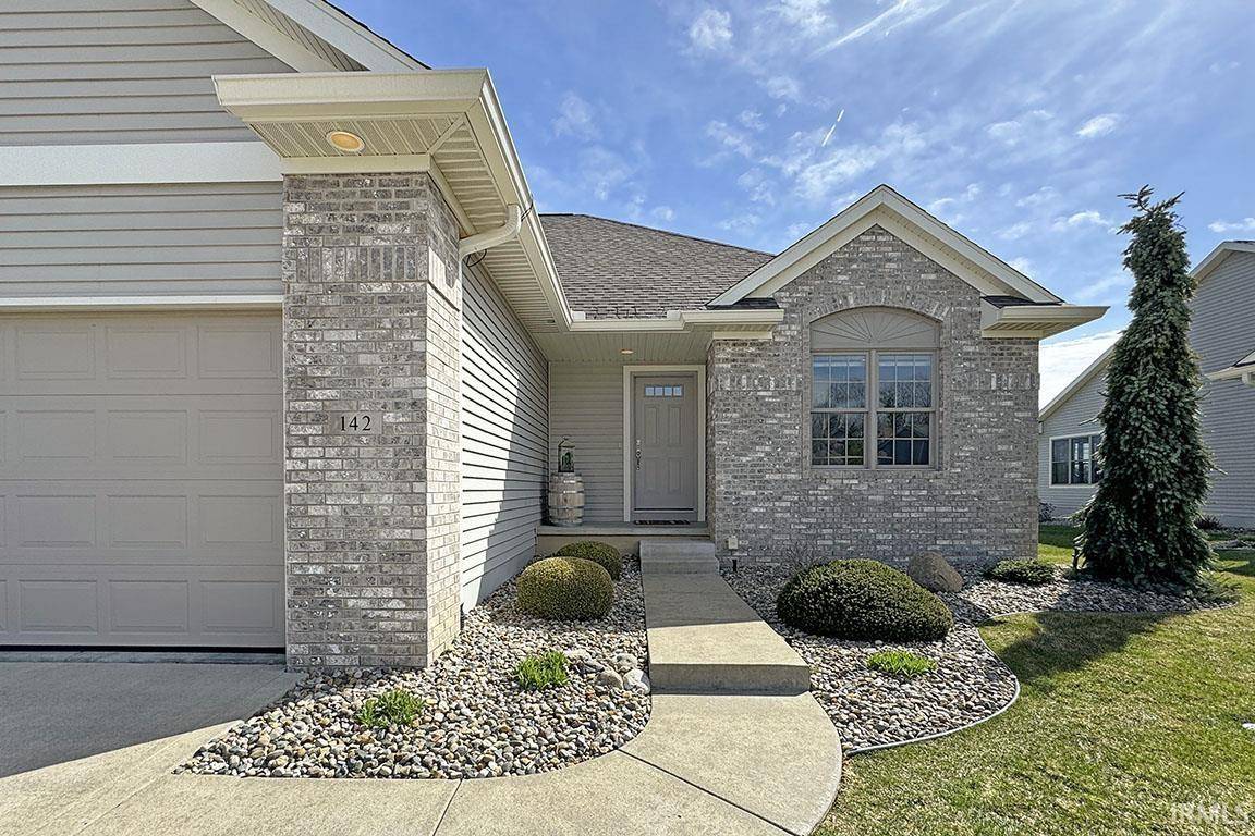 142 River Park Drive, Middlebury, IN 46540-8779
