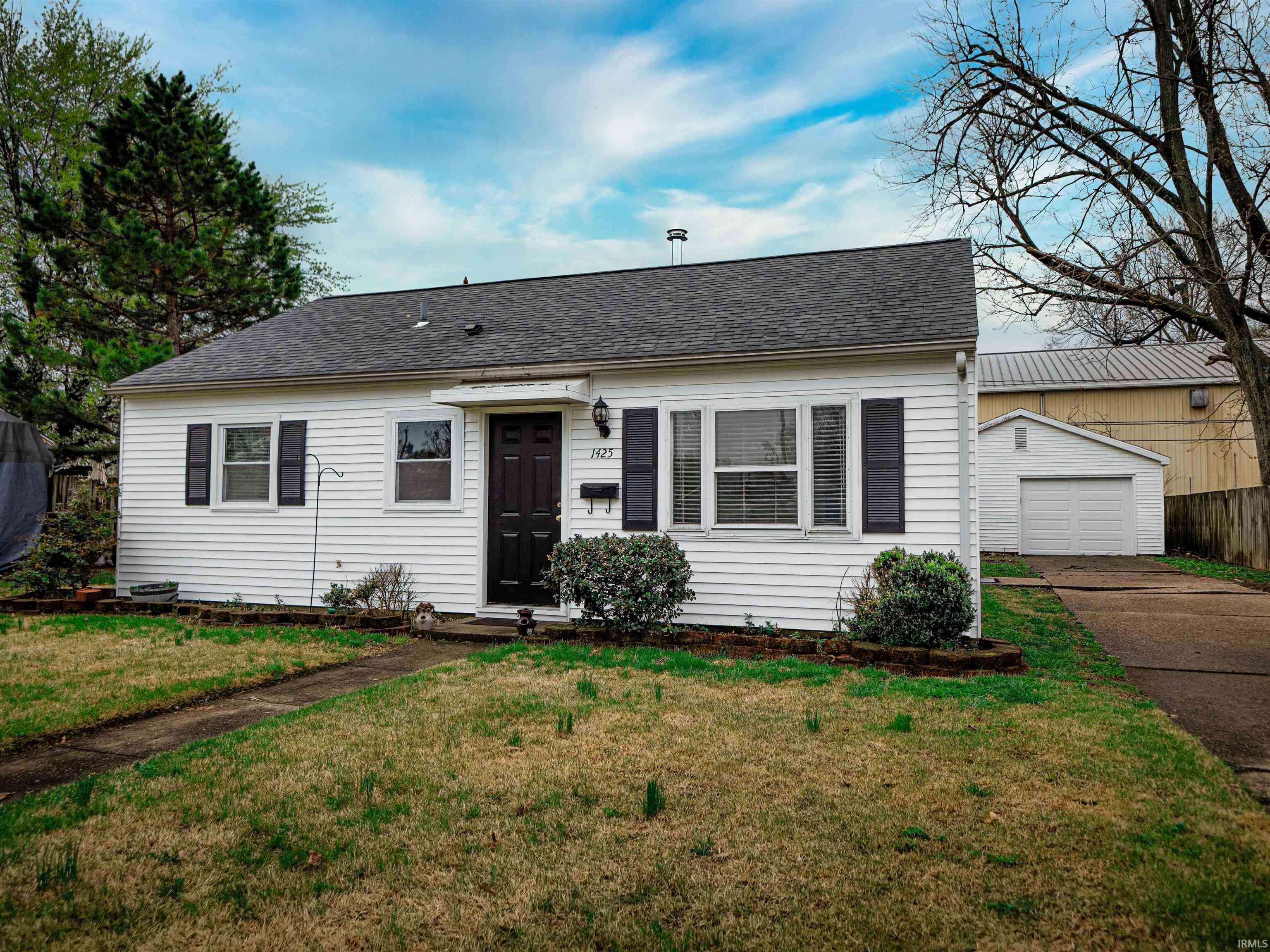 1425 Cass Avenue, Evansville, IN 47714