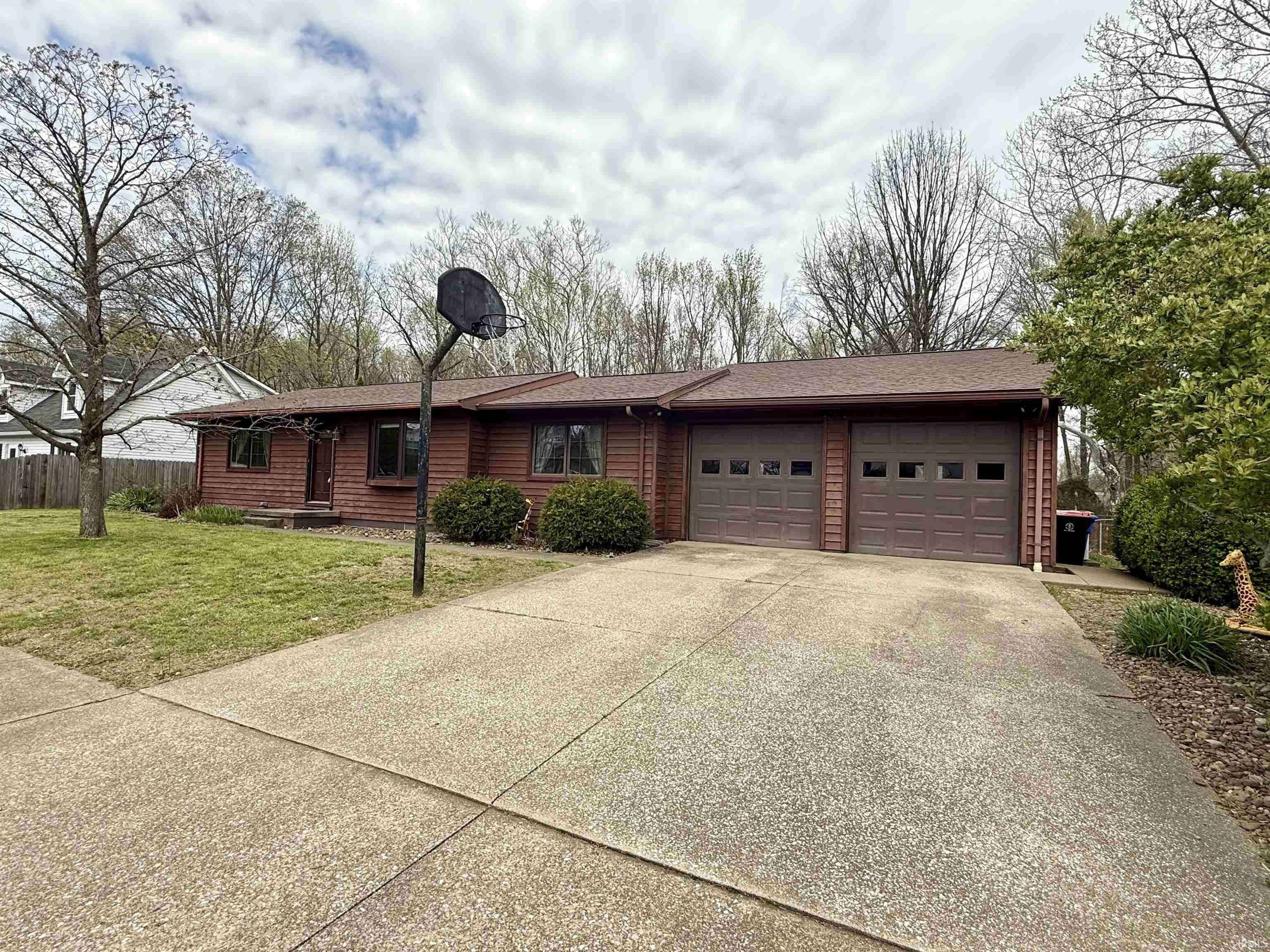 6866 Manchester Boulevard,  Chandler,  IN 47610-9644