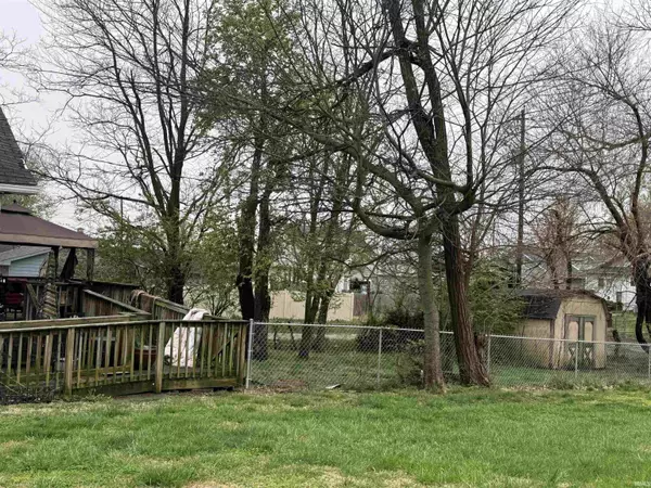 Princeton, IN 47670-1723,517 N Gibson Street