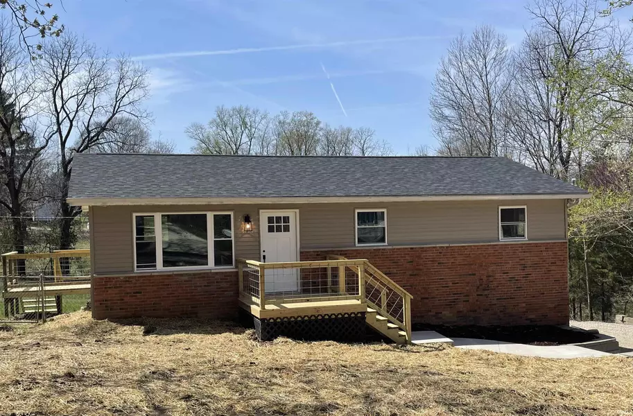 137 Briar Avenue, Bedford, IN 47421