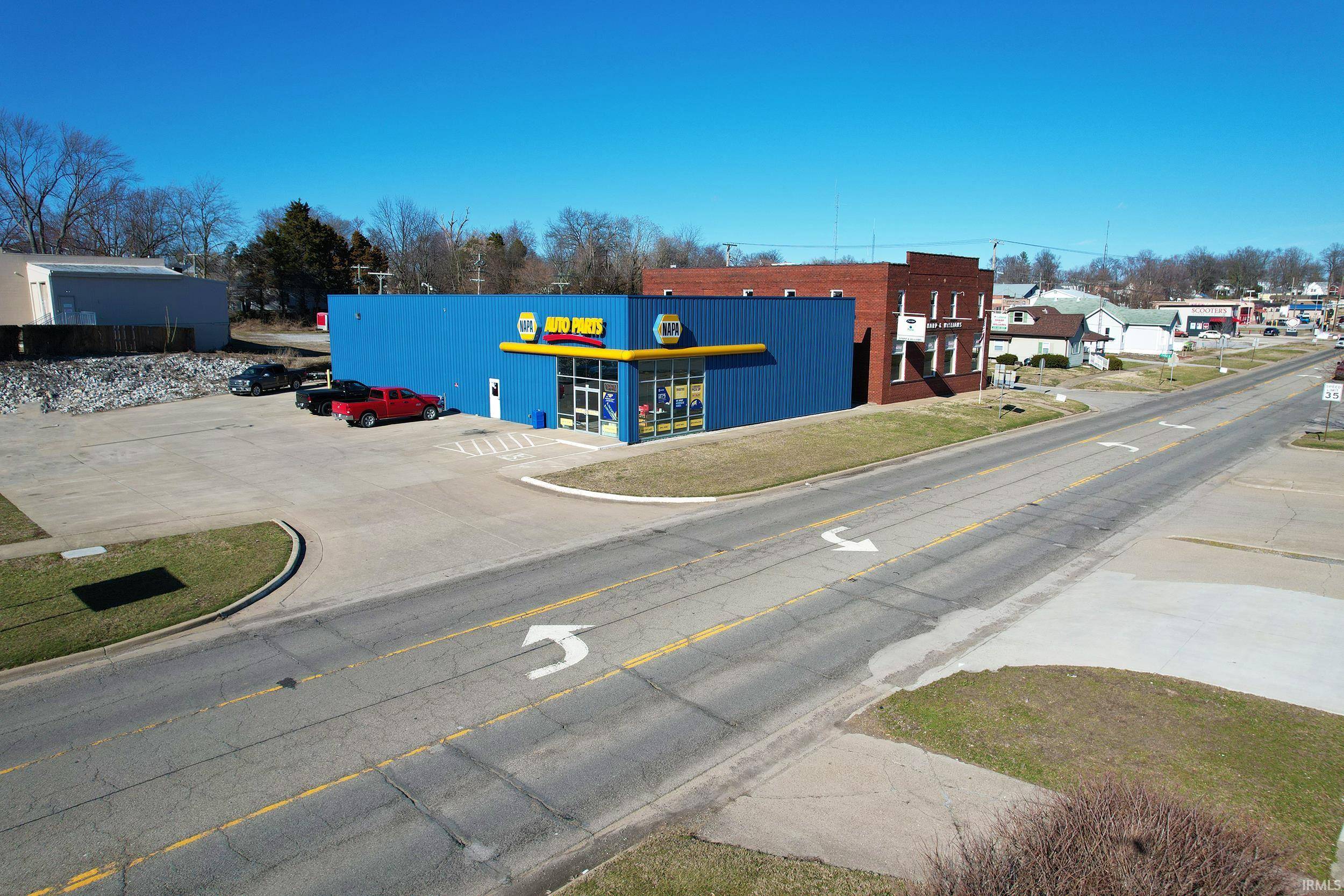 Mount Carmel, IL 62863,202-206 W 9th Street