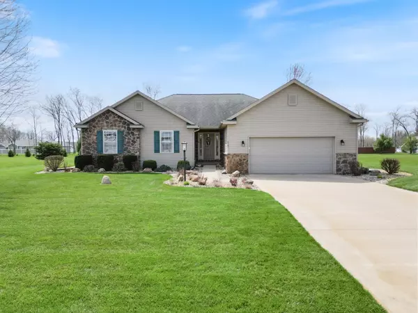 2587 E Sage Drive, Warsaw, IN 46582