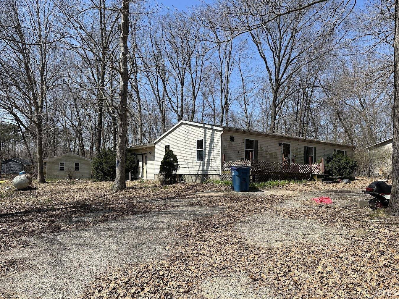 6792 N State Road 17, Culver, IN 46511