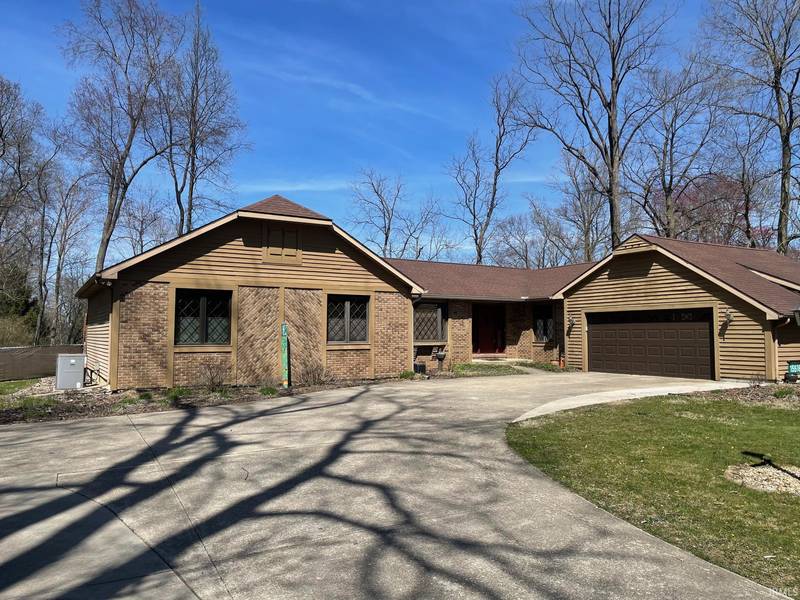 15516 Menominee Drive, Plymouth, IN 46563