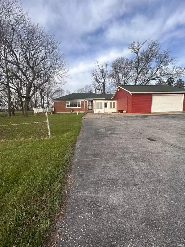 8948 N US 27 Highway, Decatur, IN 46733