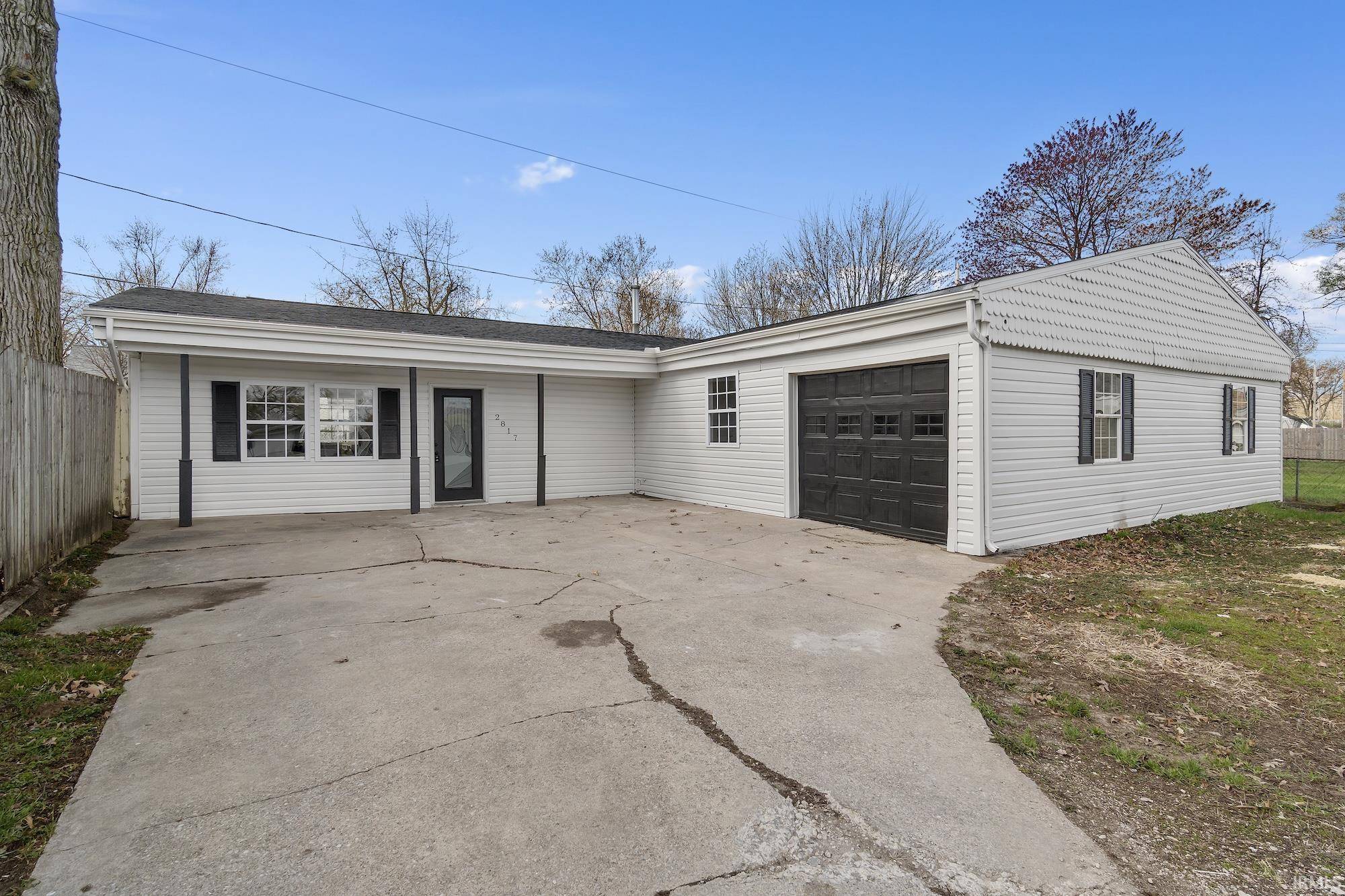 2817 Waynedale Boulevard, Fort Wayne, IN 46809-2355