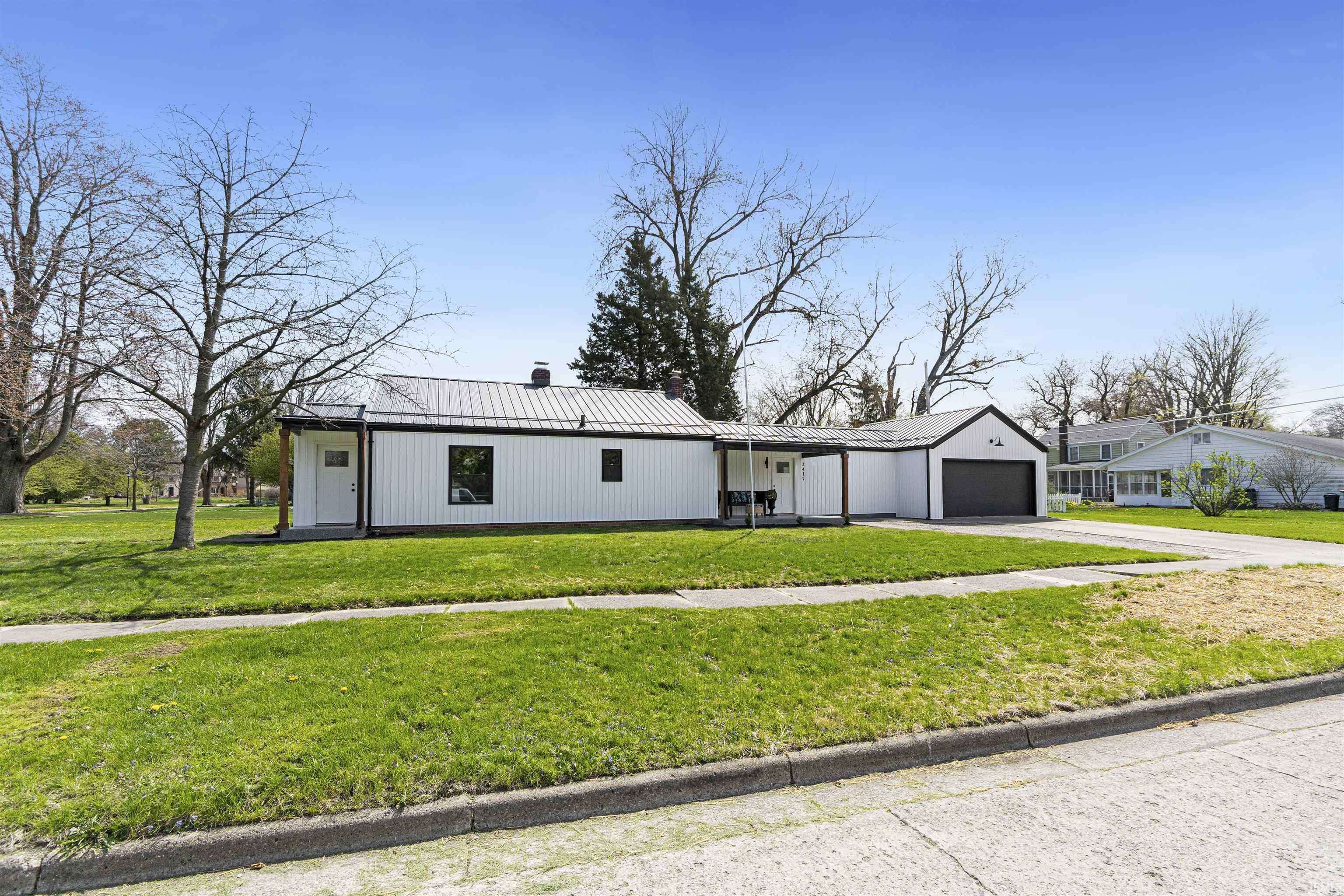 2417 Indian Village Boulevard, Fort Wayne, IN 46809