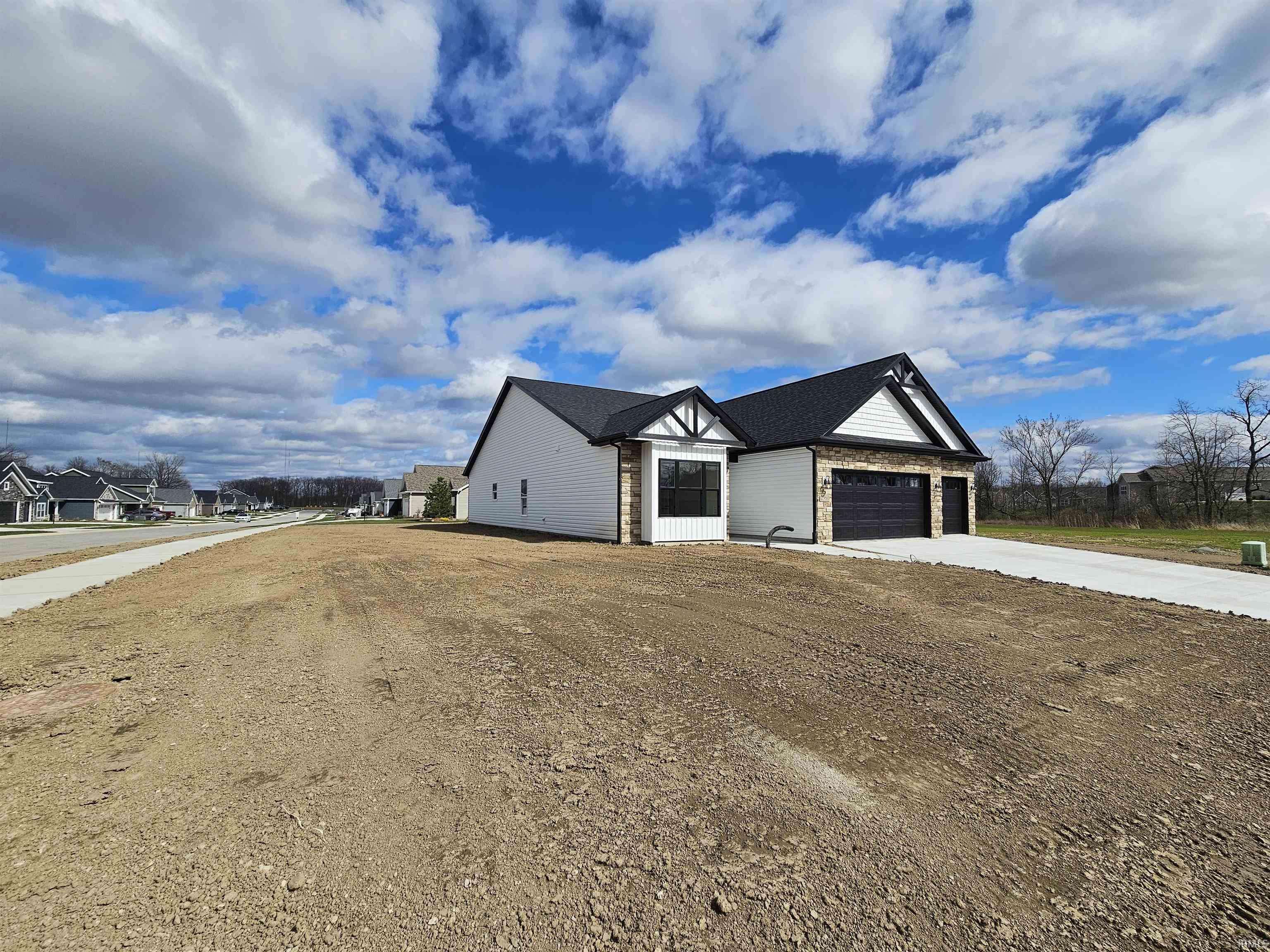Fort Wayne, IN 46818,2980 Honeywood Lane