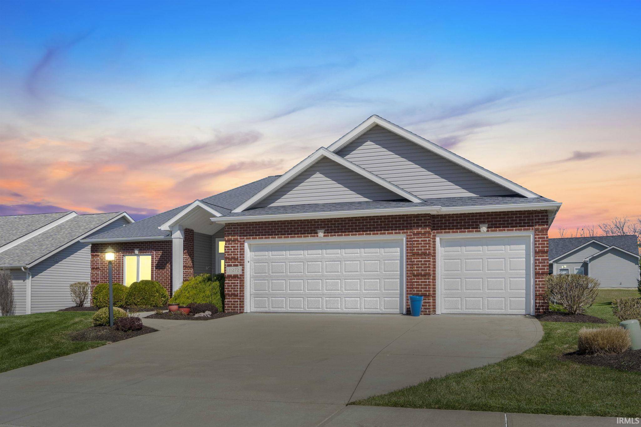 11272 Parkers Bay Drive, Fort Wayne, IN 46845
