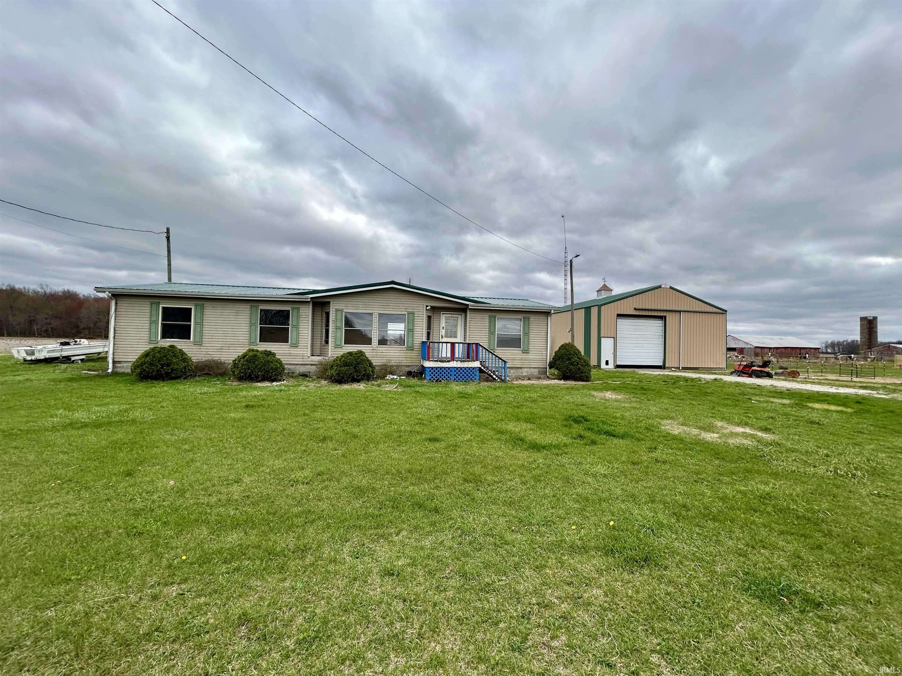 14015 18B Road, Argos, IN 46501