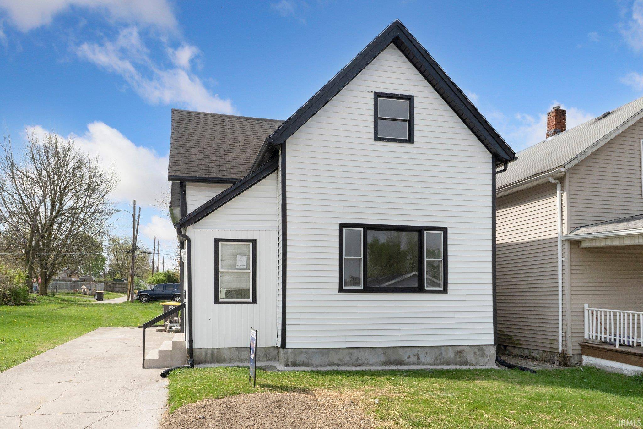 1614 E Lewis Street, Fort Wayne, IN 46803