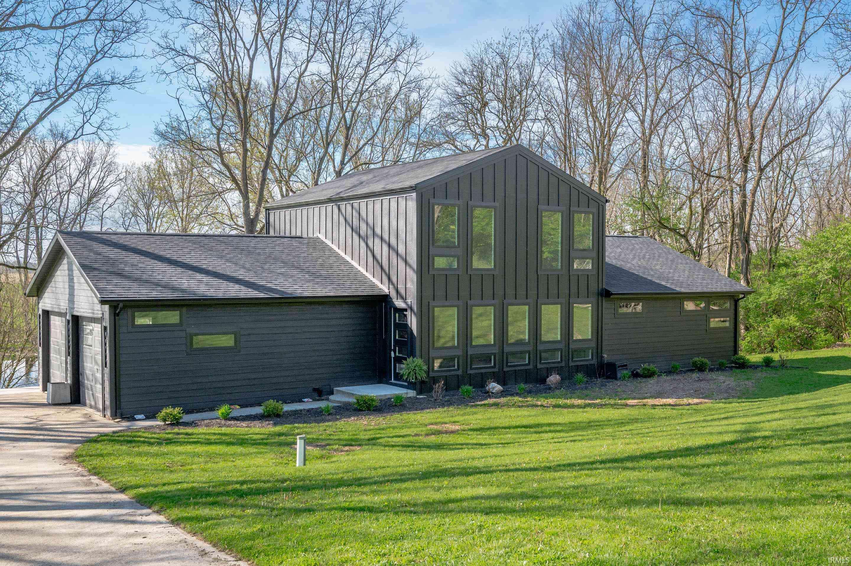 13440 N Summerhill Drive, Albany, IN 47320