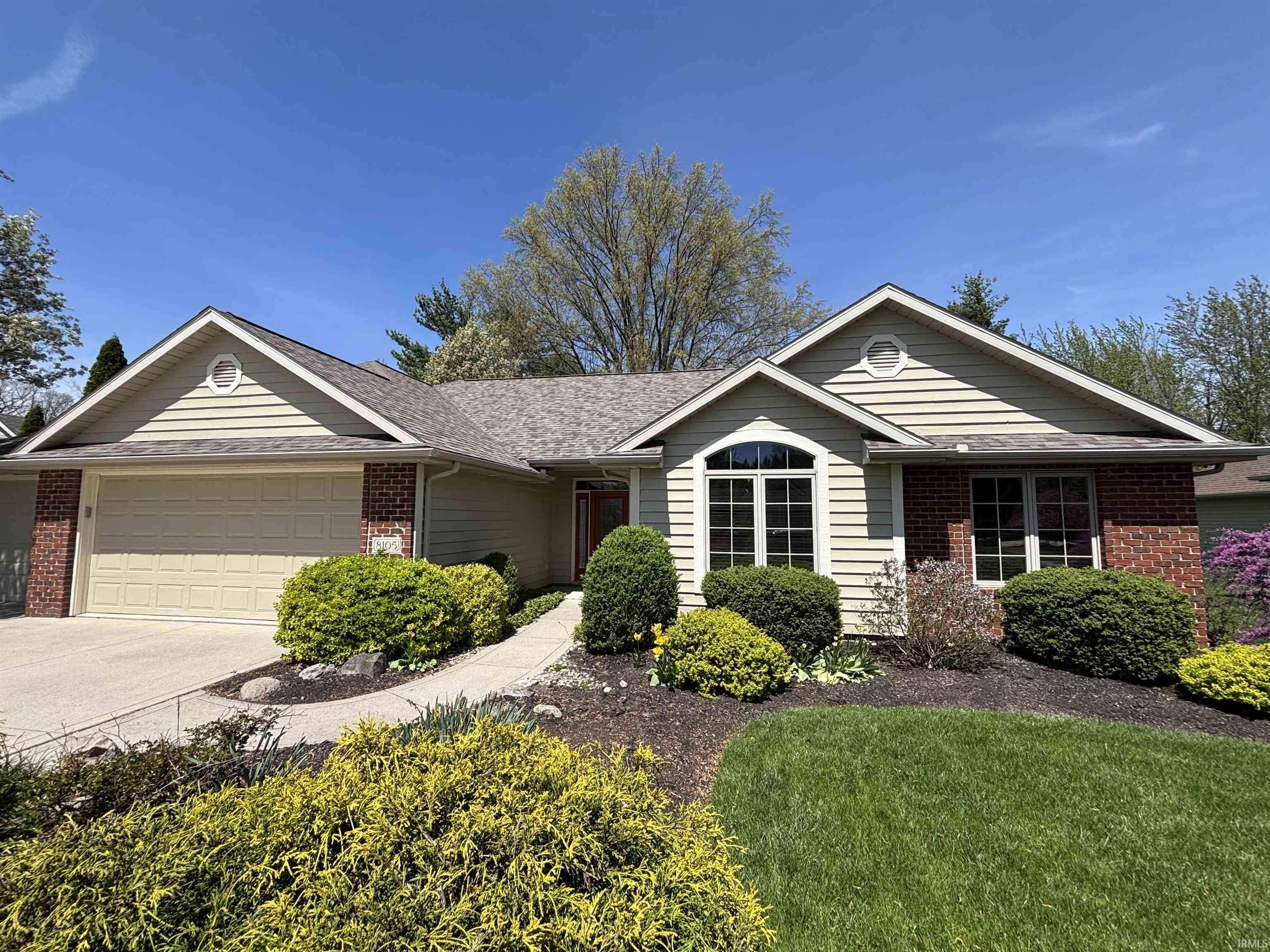 8105 MYSTIC Drive, Fort Wayne, IN 46835
