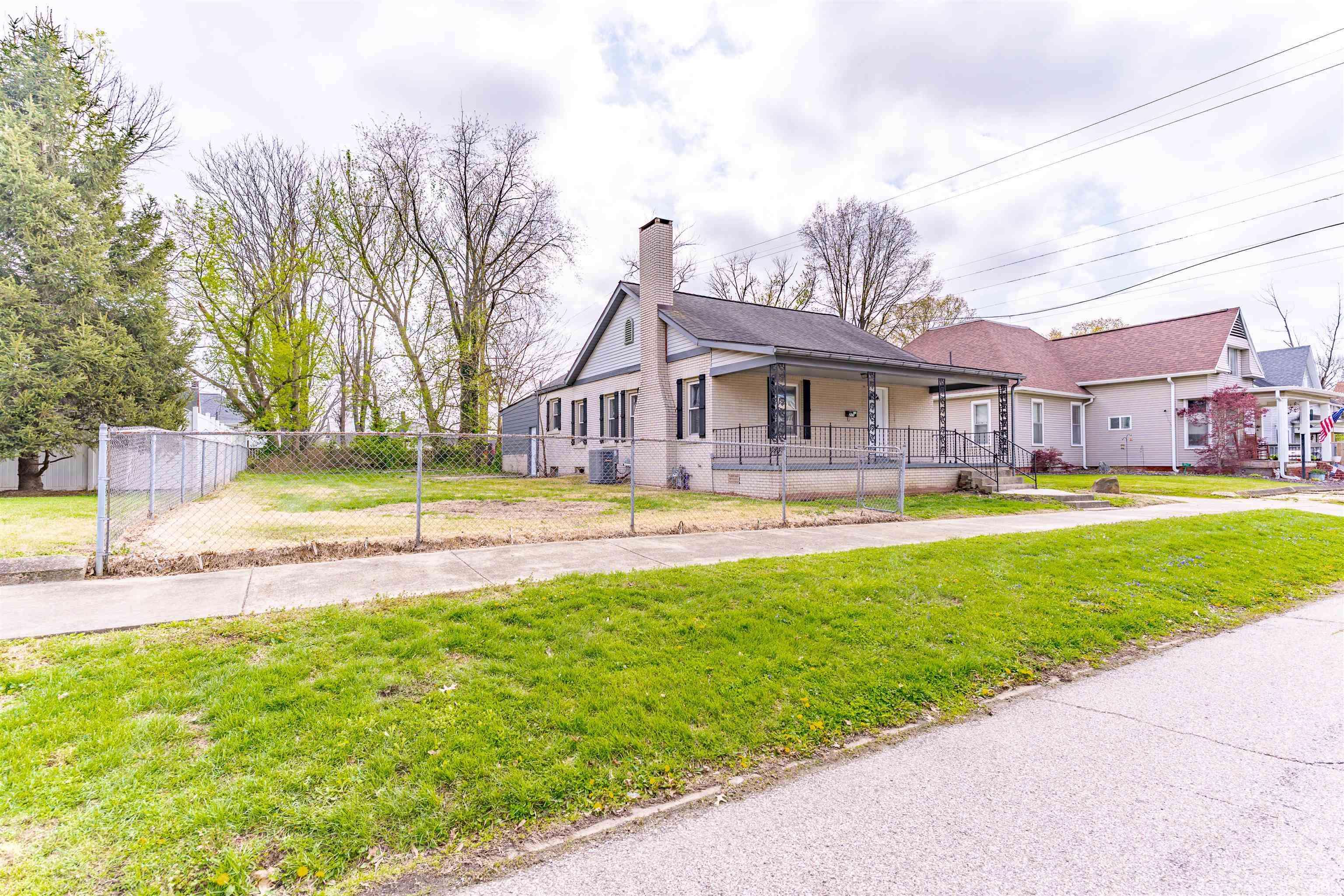 Princeton, IN 47670,211 E Monroe Street