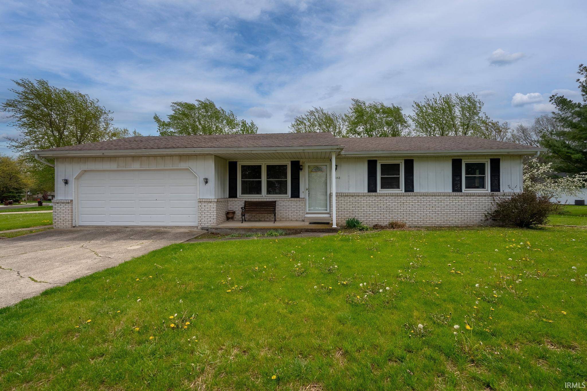 302 Melching Court, Ossian, IN 46777