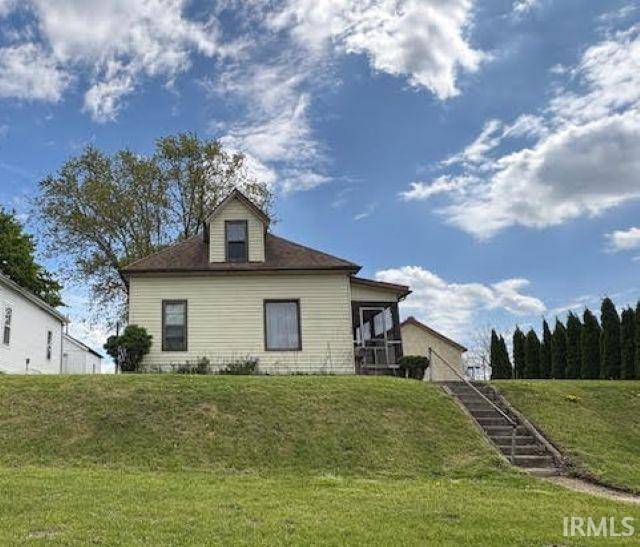 106 E Hanna Street, Columbia City, IN 46725