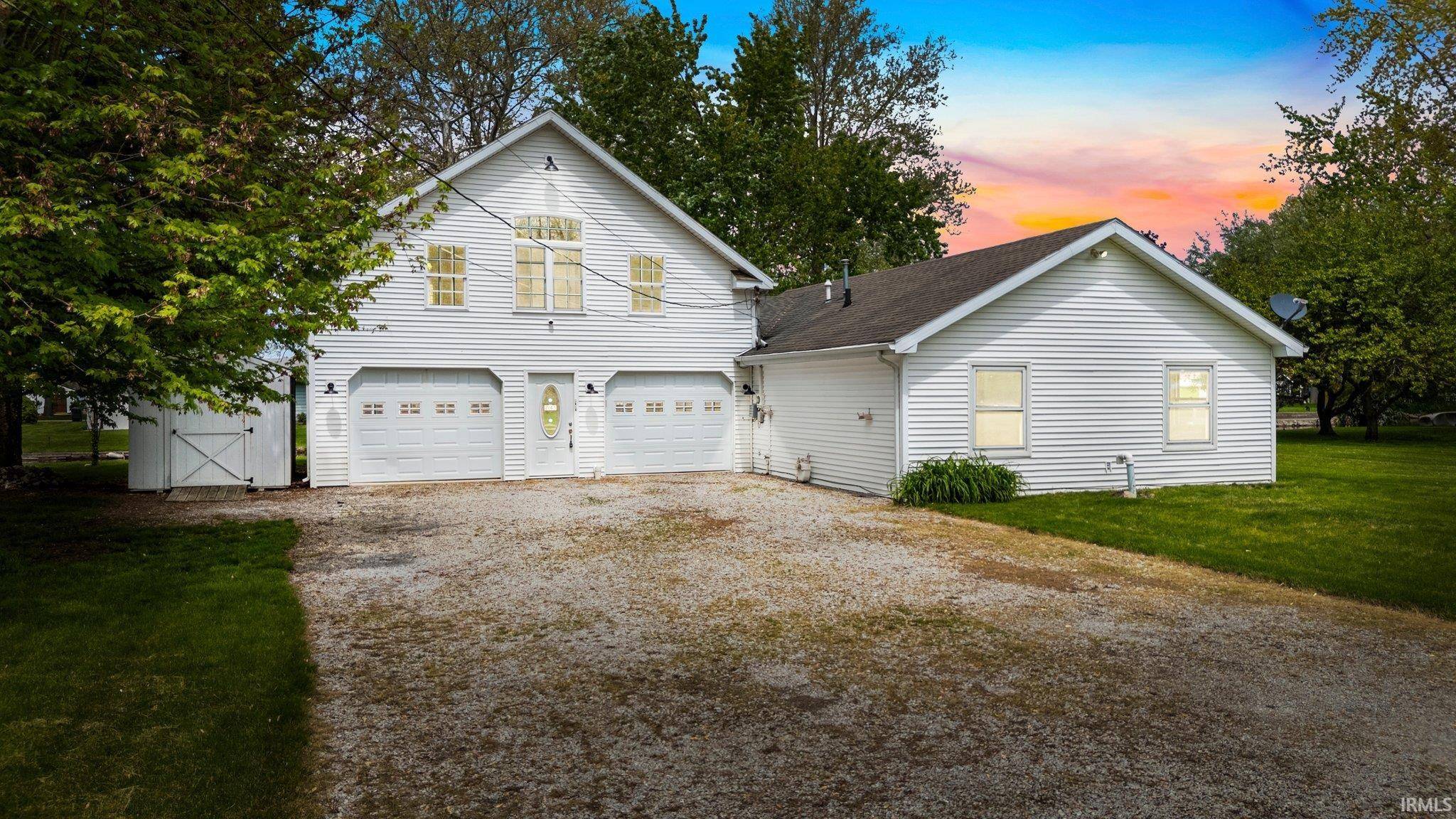 2145 E 770 S, Wolcottville, IN 46795-9217