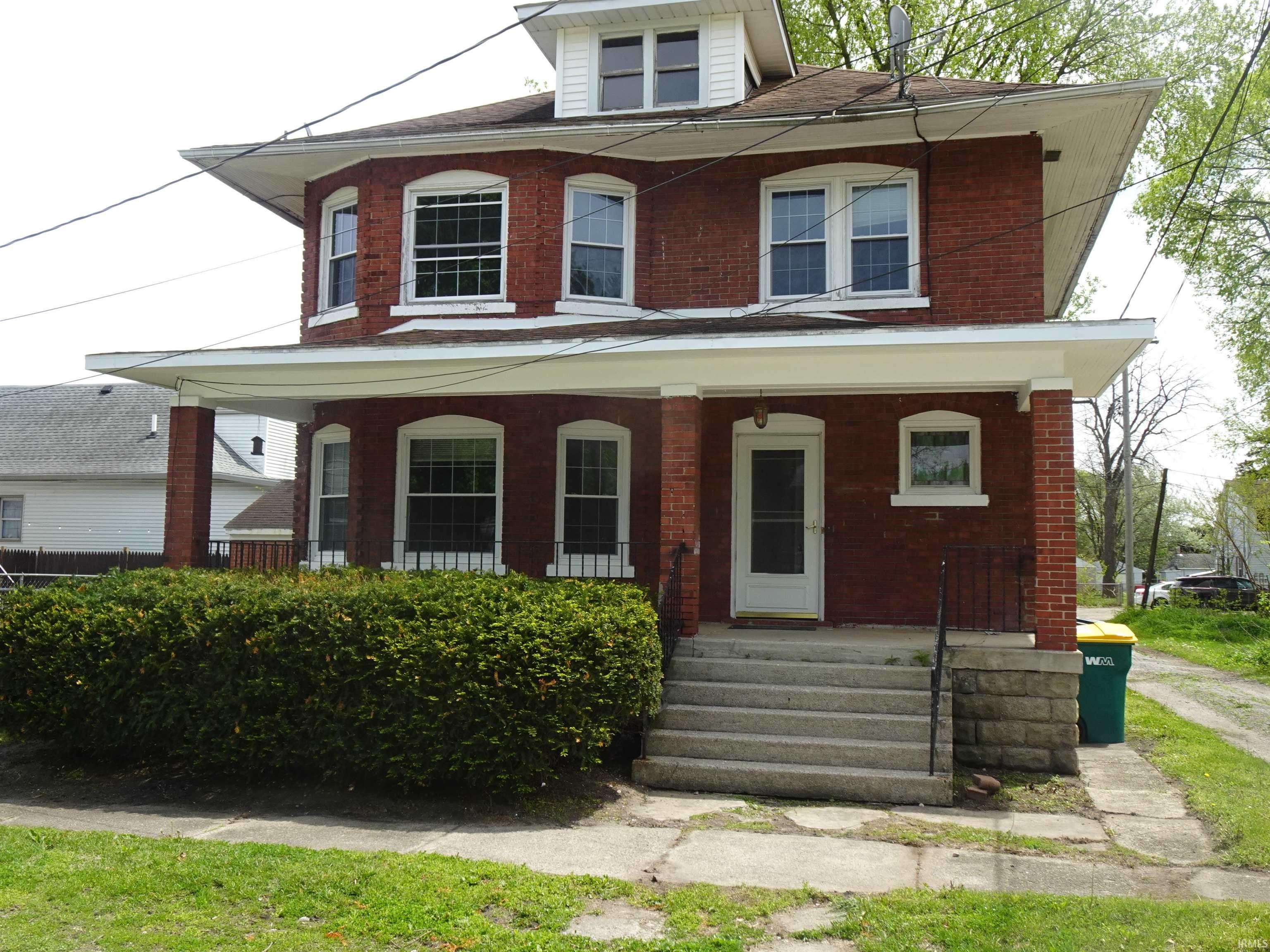 203 W Vine Street, North Judson, IN 46366