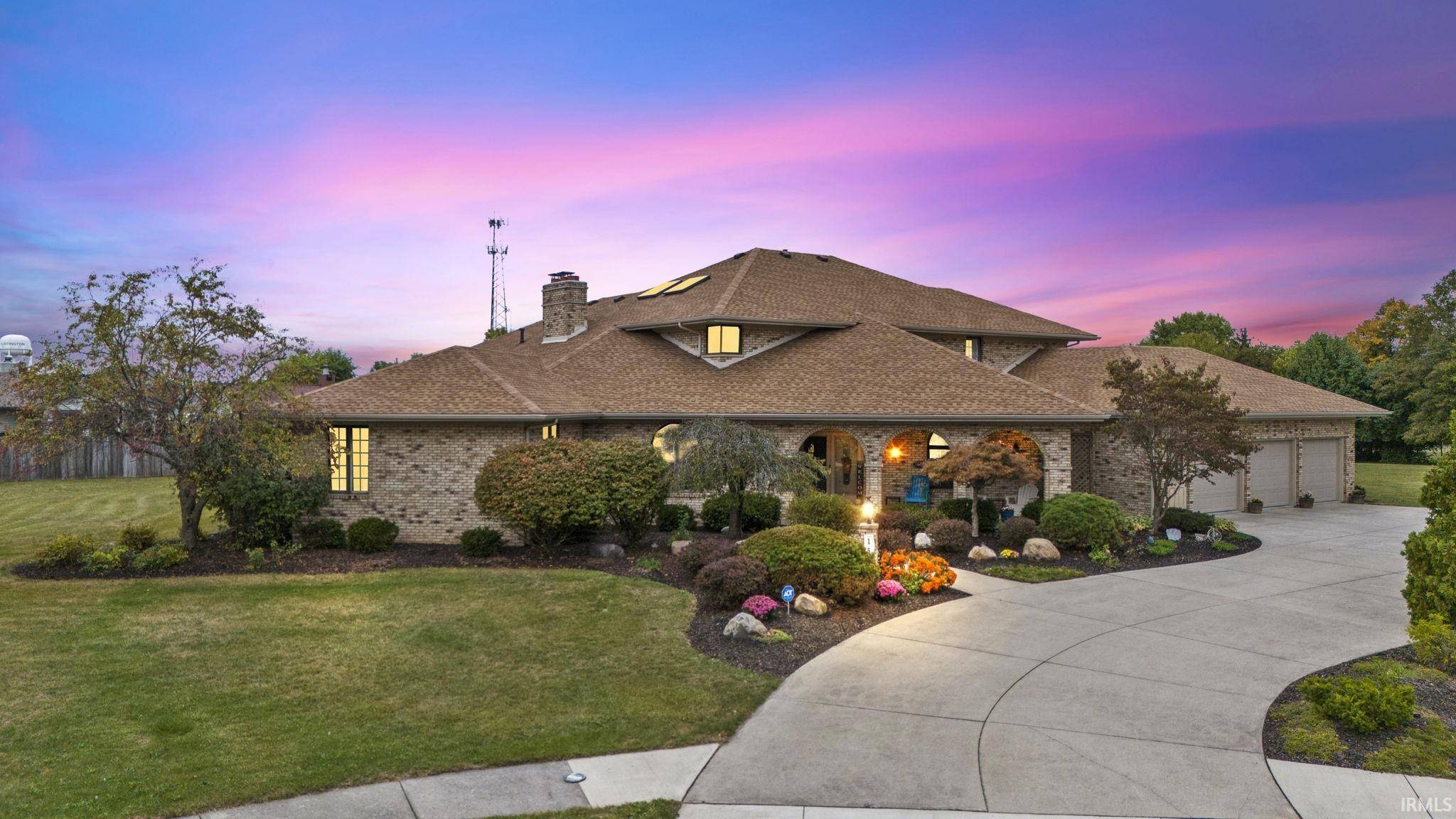 15 Saint Emily Drive, Huntington, IN 46750-1333