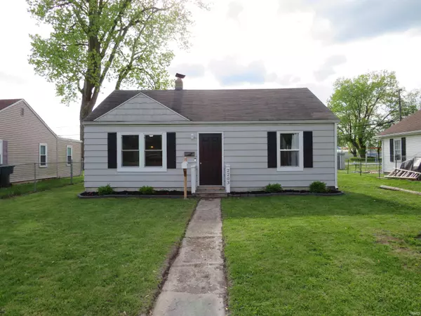 2203 S Vine Street, Muncie, IN 47302-4229