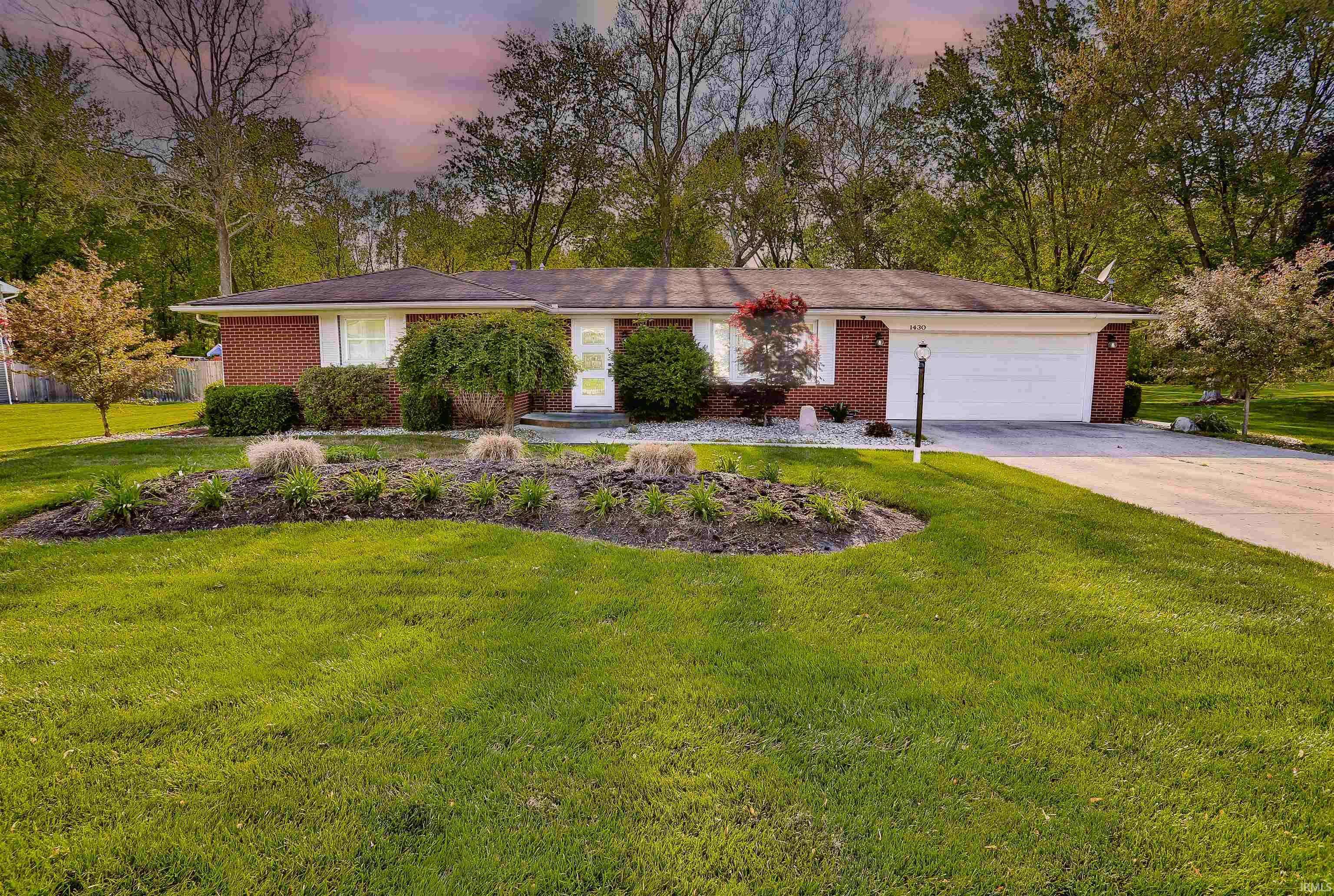 1430 Brookview Avenue, Warsaw, IN 46580
