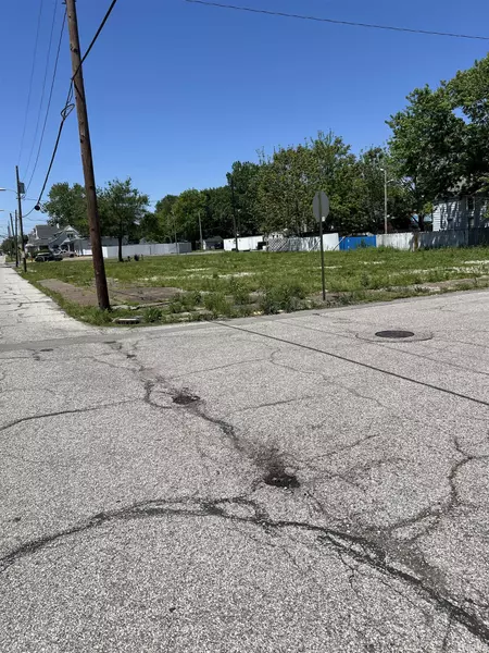 610  612 E Franklin Street, Evansville, IN 47711