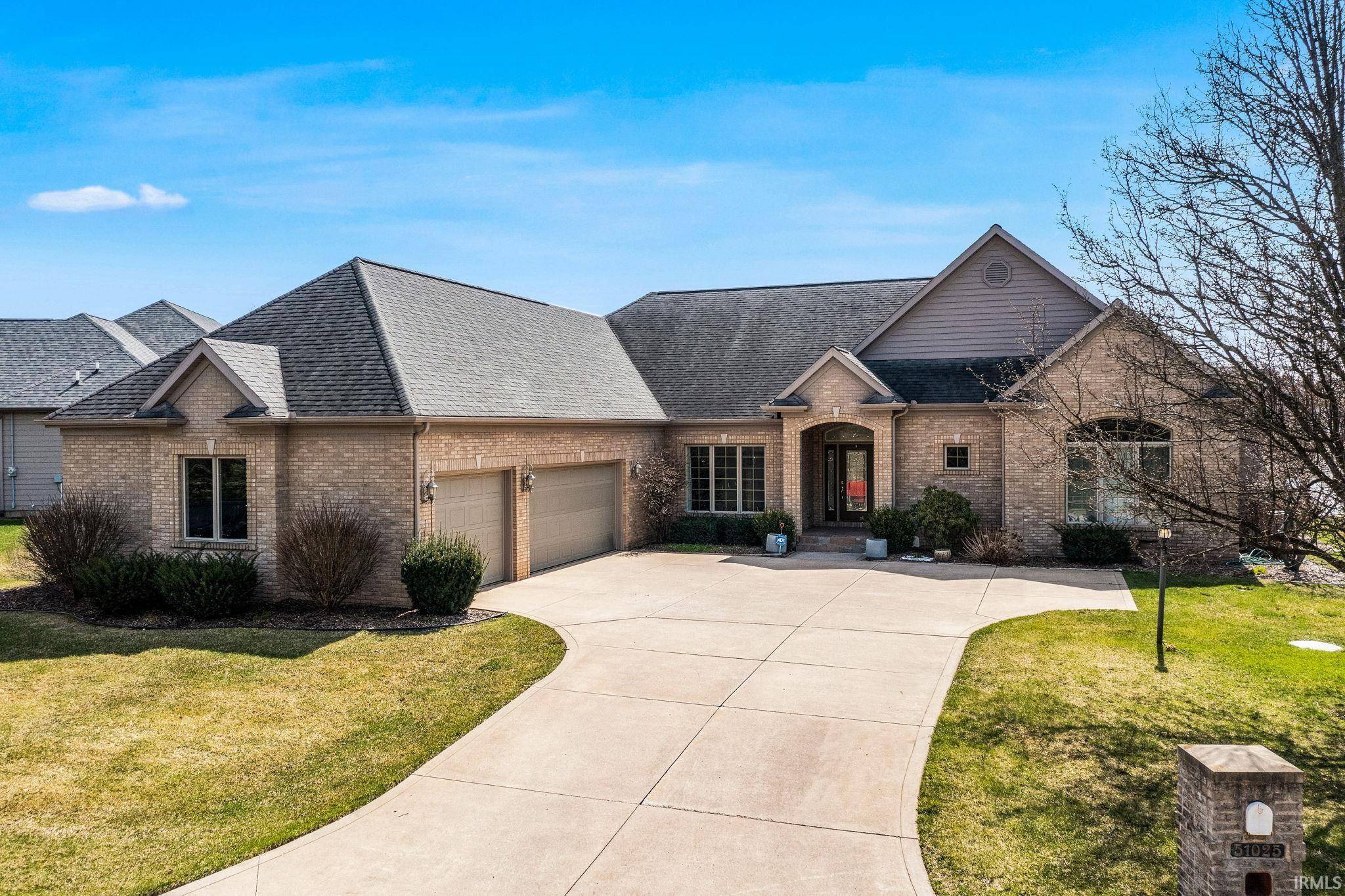 51025 Bellcrest Circle, Granger, IN 46530-6956