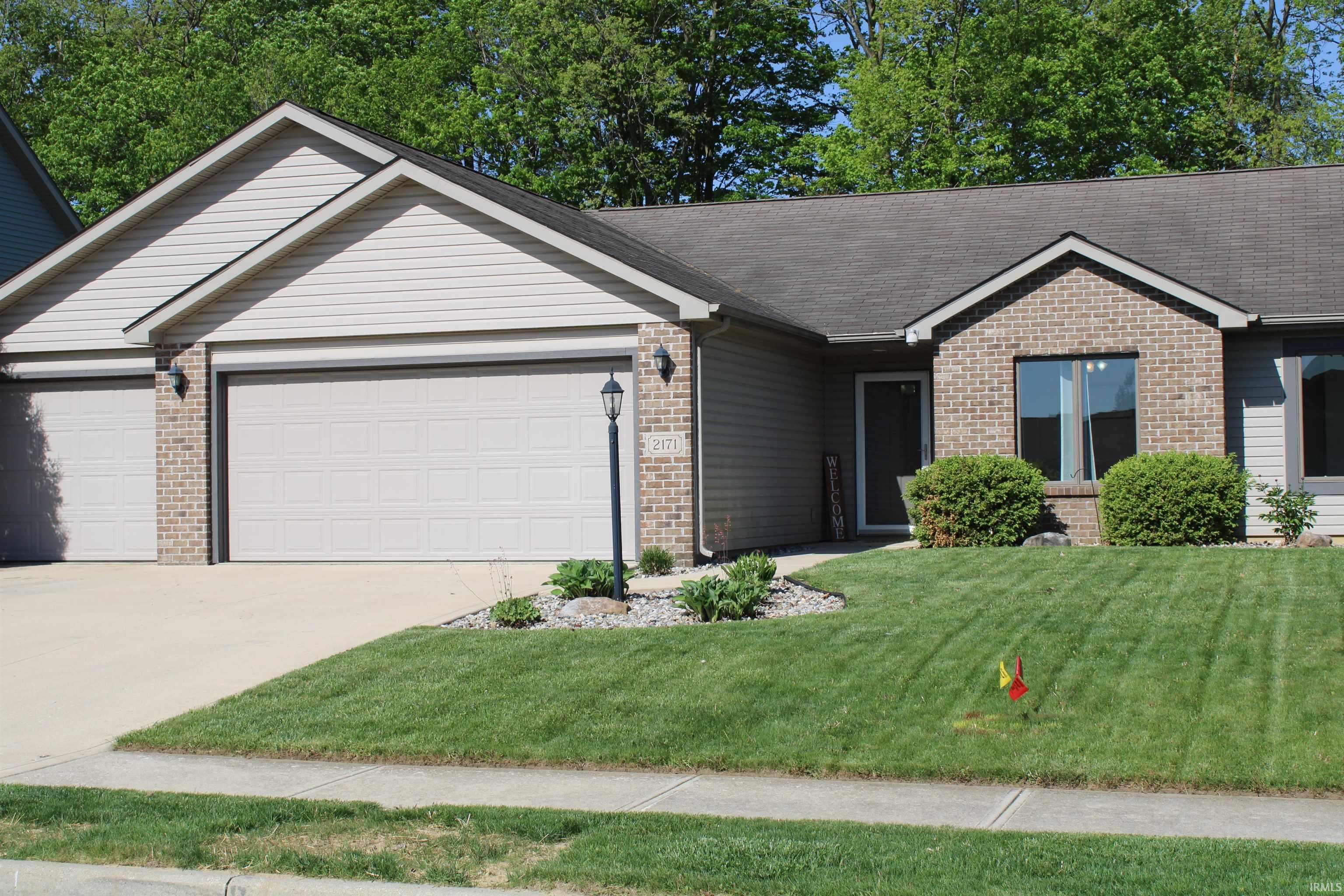 2171 Laurelwood Drive, Warsaw, IN 46580-8528