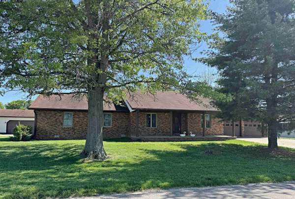 1263 W 150 N,  Washington,  IN 47501