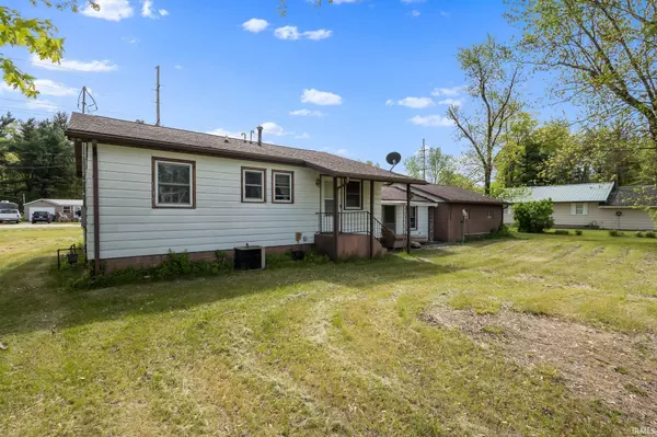 Knox, IN 46534-8124,715 S 300 E Road