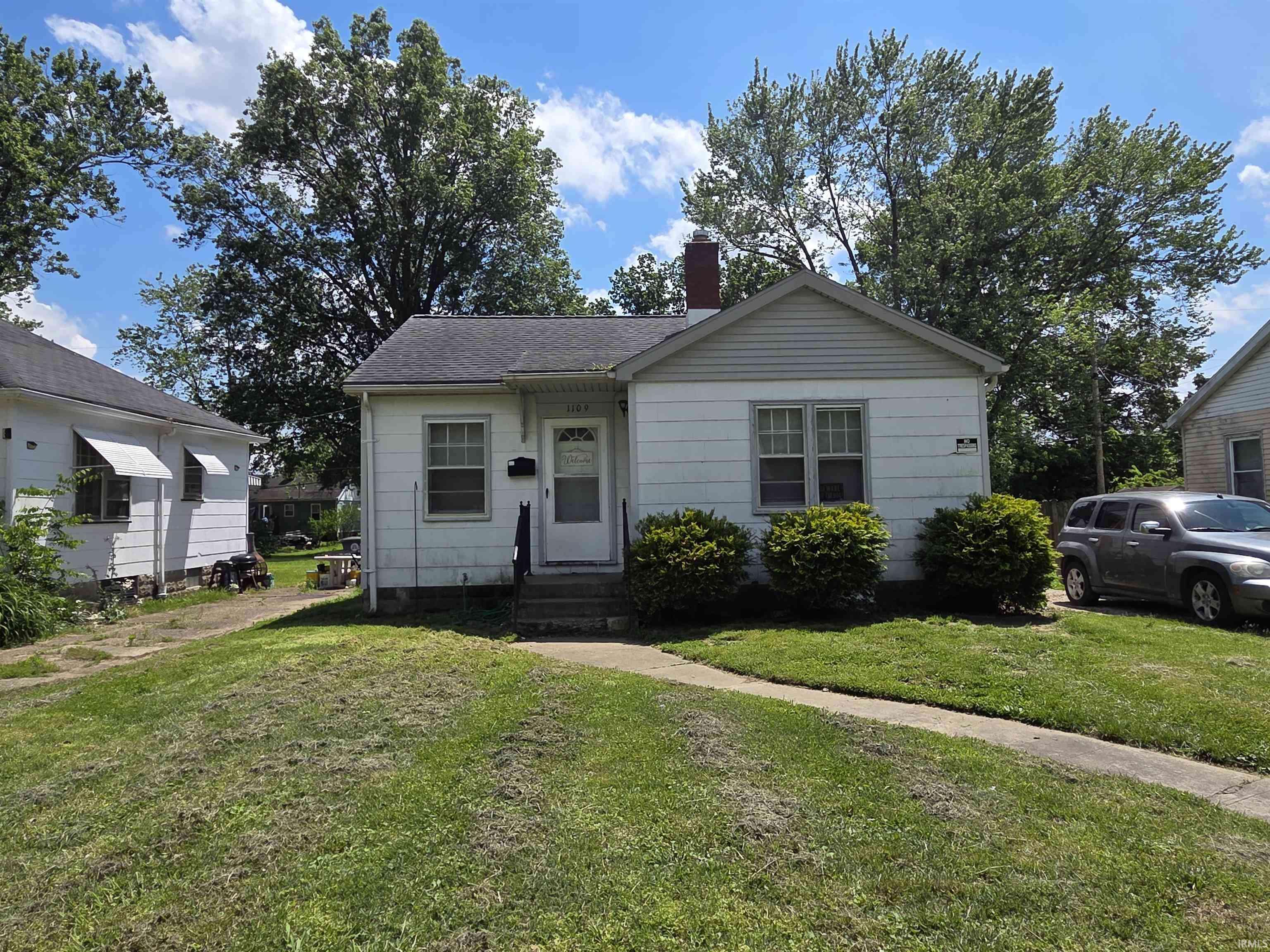1109 E Chandler Avenue, Evansville, IN 47714