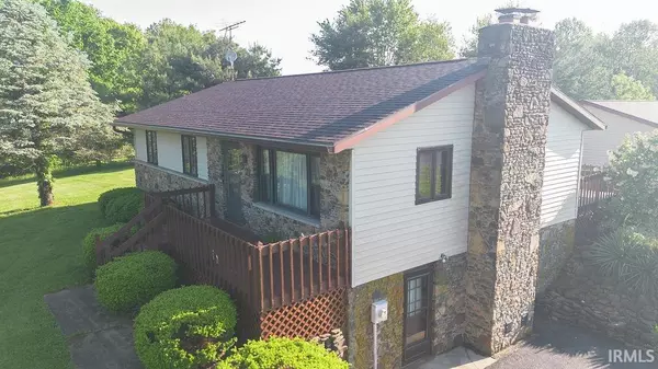 8999 S Snow Road, Bloomington, IN 47403