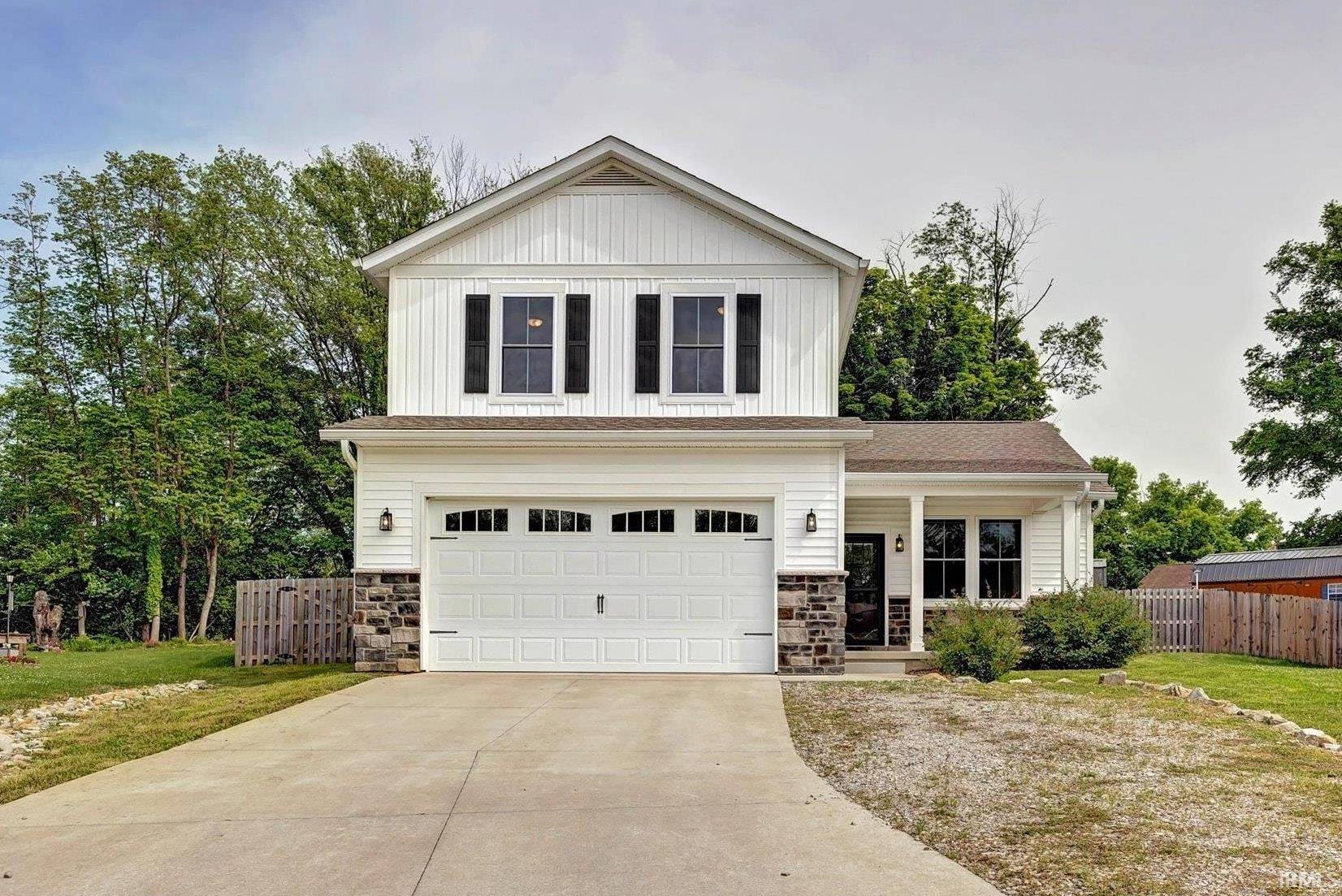 7215 W Mustang Drive, Ellettsville, IN 47429