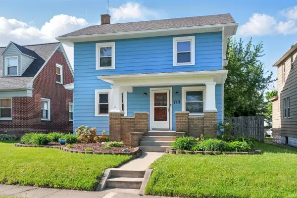 717 Greenlawn Avenue, Fort Wayne, IN 46808