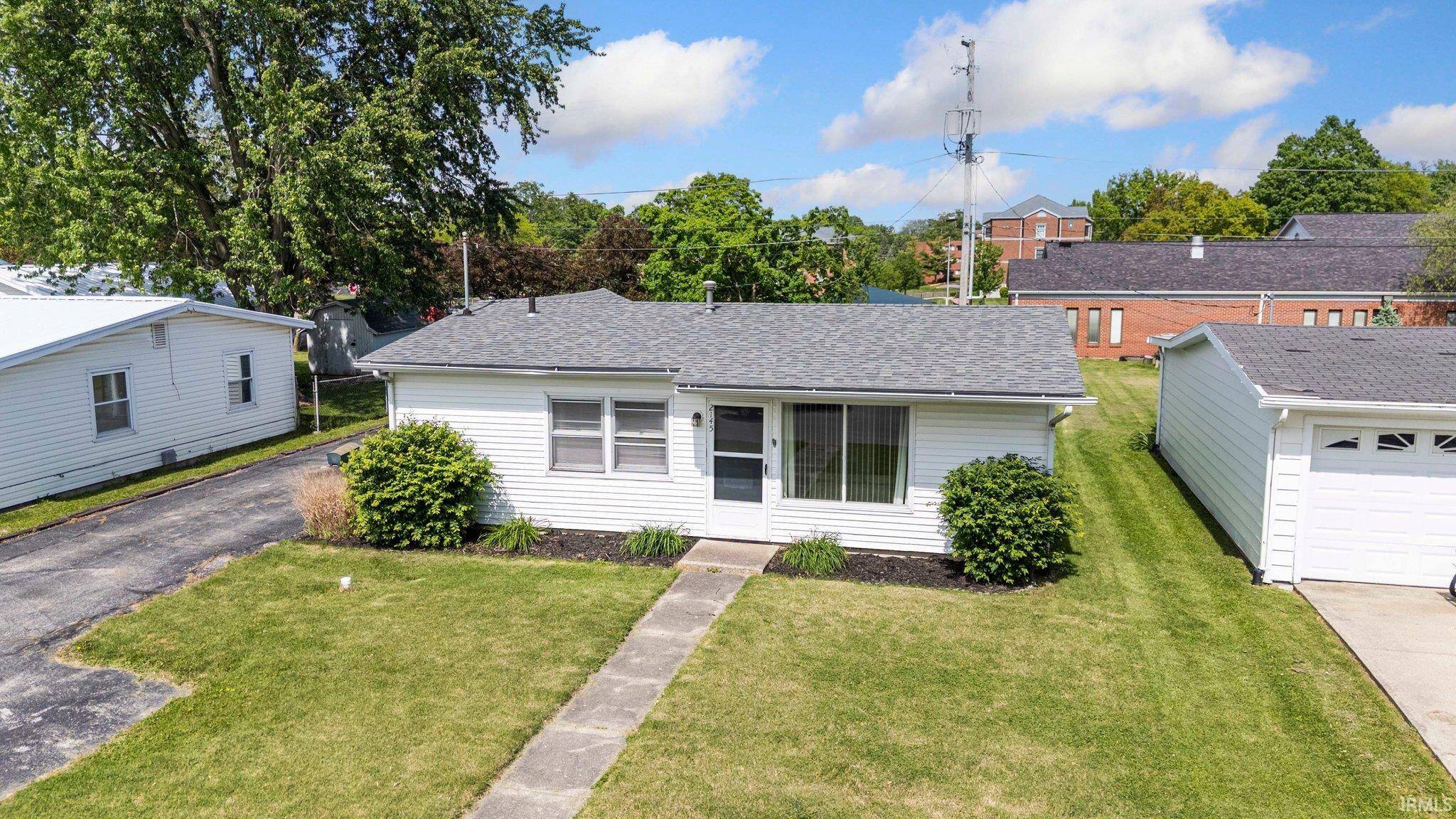 2145 Green Meadow Lane, Huntington, IN 46750-1202
