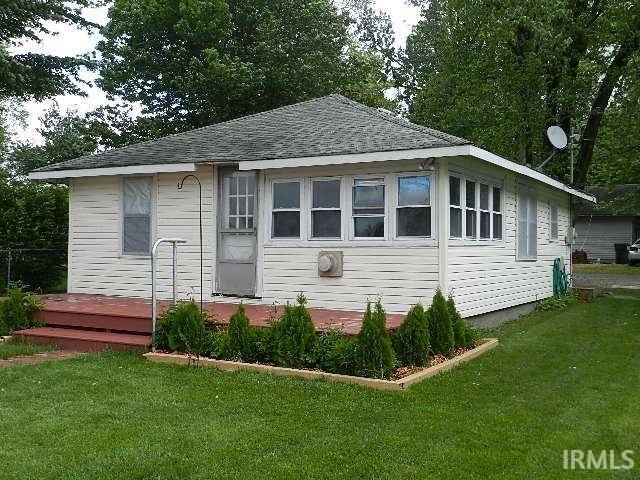 1015 N Edgewater Street, Silver Lake, IN 46982-8970