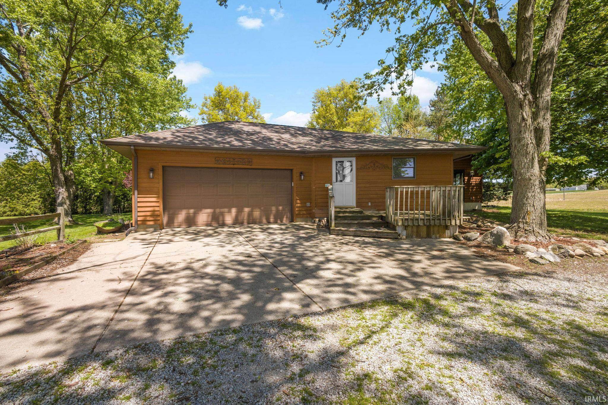 4051 S 700 E, Walkerton, IN 46574-9447