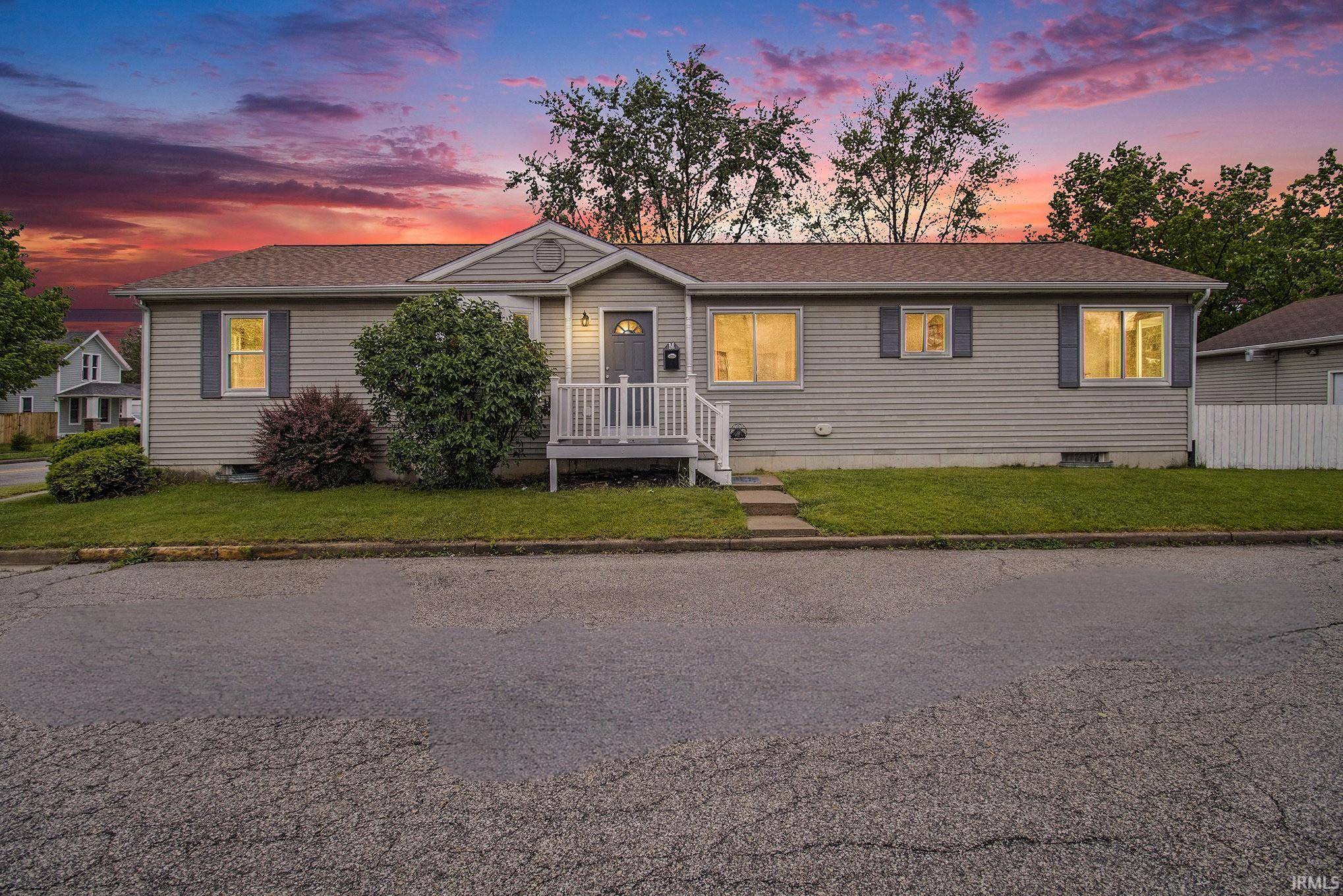 724 E Mishawaka Avenue, Mishawaka, IN 46545