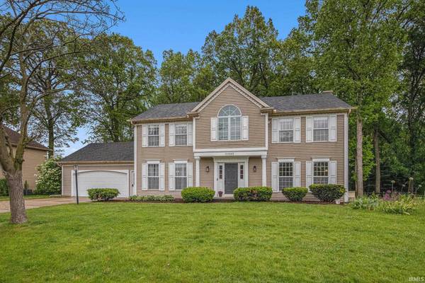 51695 Fox Pointe Lane, Granger, IN 46530