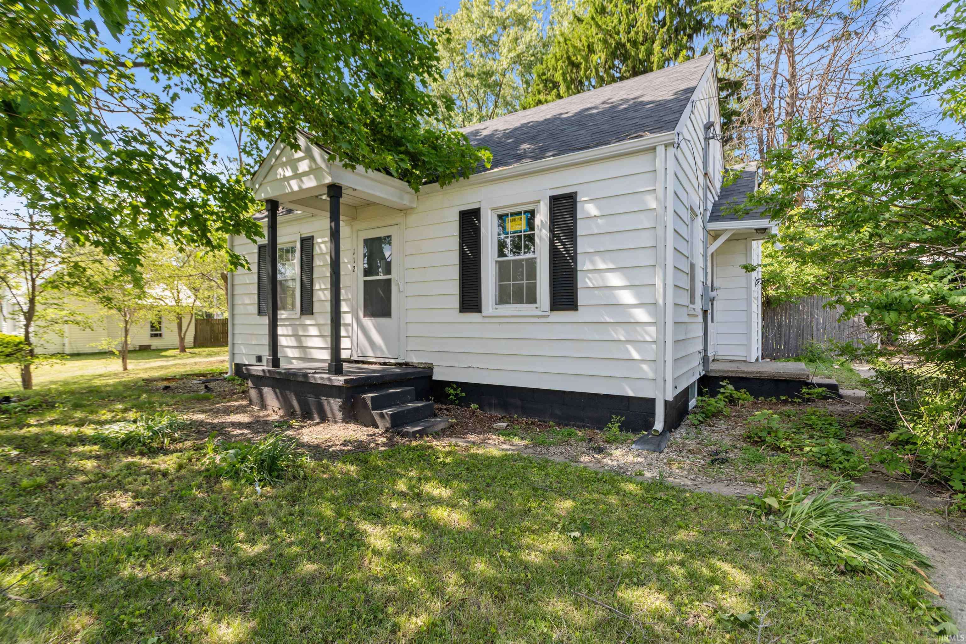 112 W Monroe Street, Alexandria, IN 46001