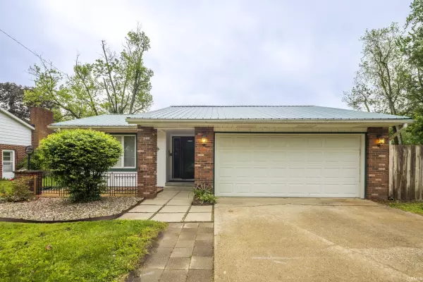 Monon, IN 47959,409 N Dorothy Street