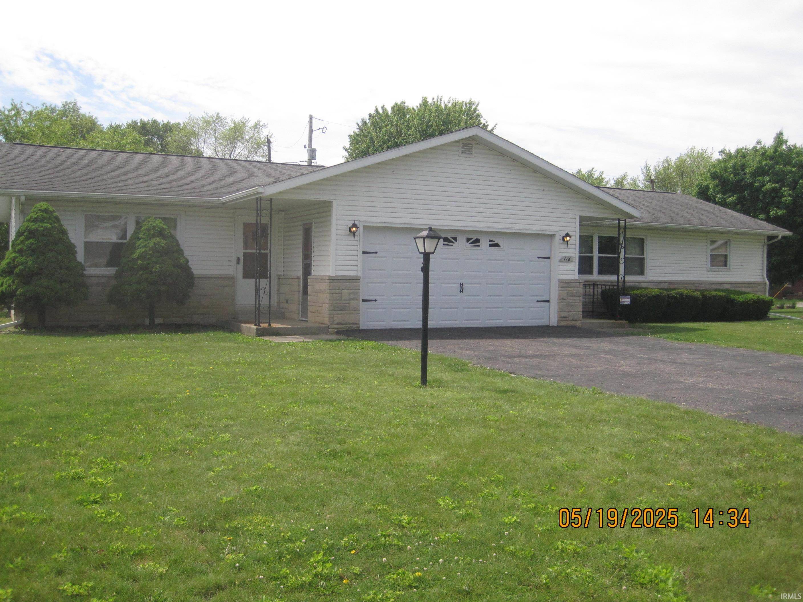 116 S Barbier Street, Dunkirk, IN 47336-1502