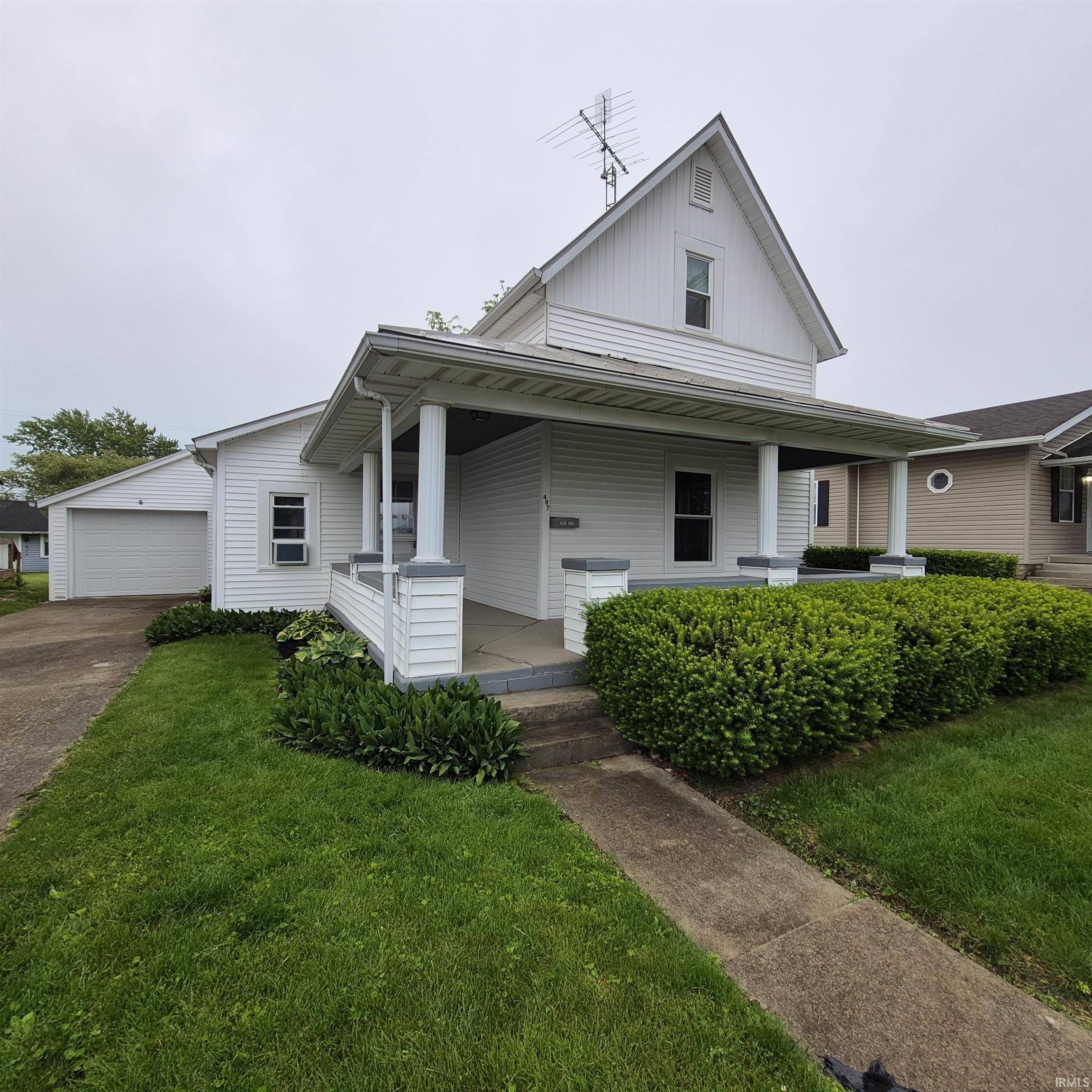407 W North Street, Winchester, IN 47394