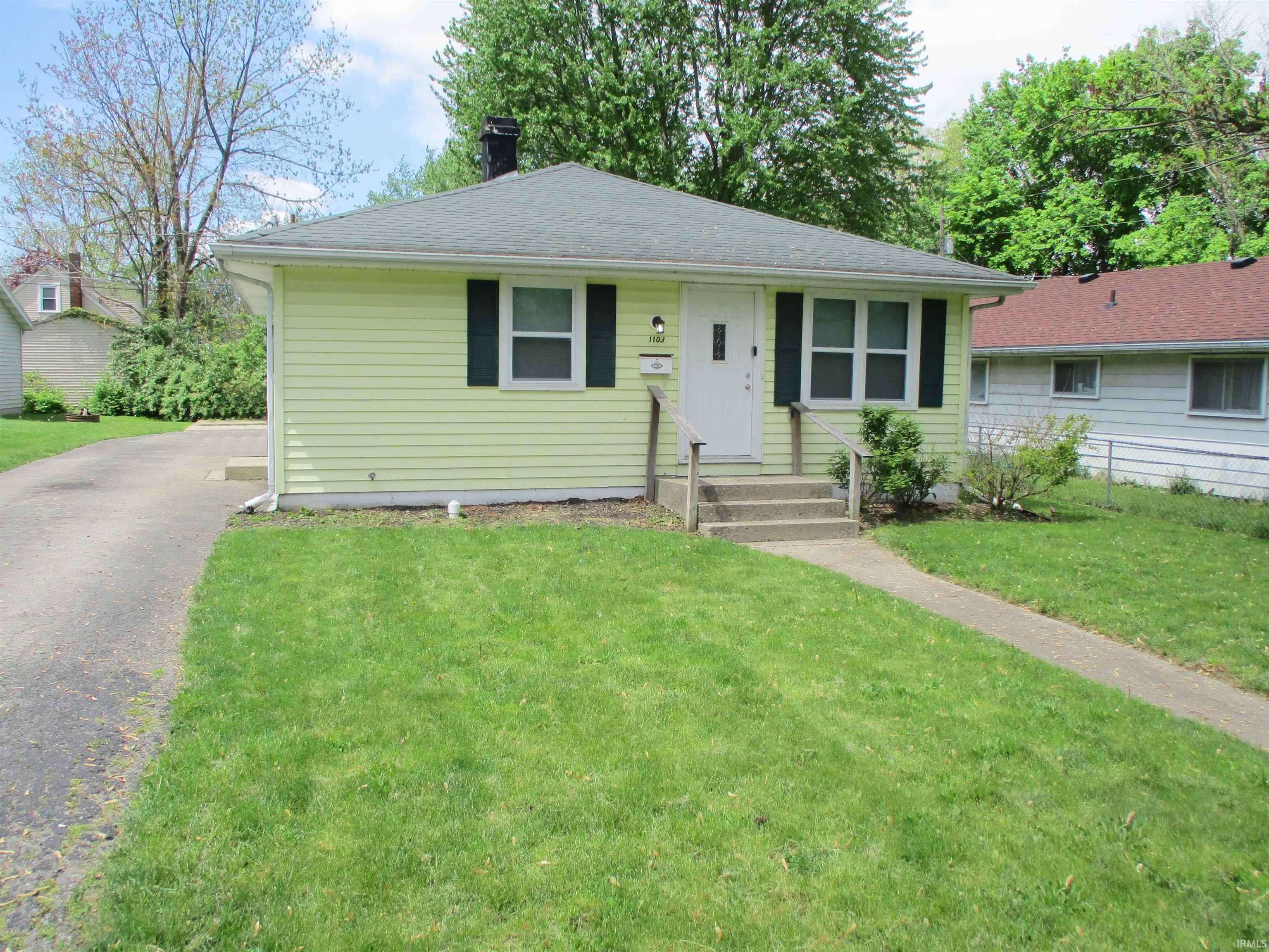 1103 S Jersey Avenue, Muncie, IN 47302-2718