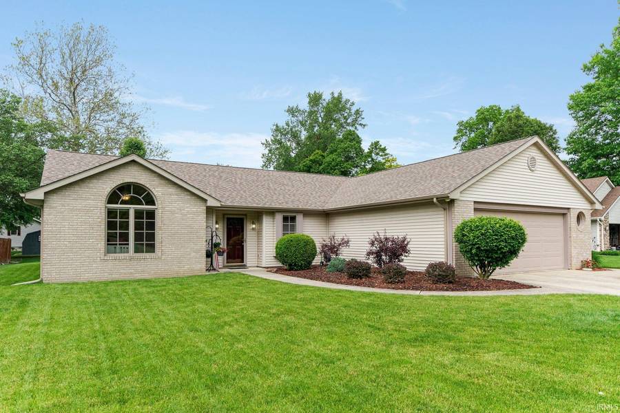 2104 Shady Lane, Garrett, IN 46738-1866