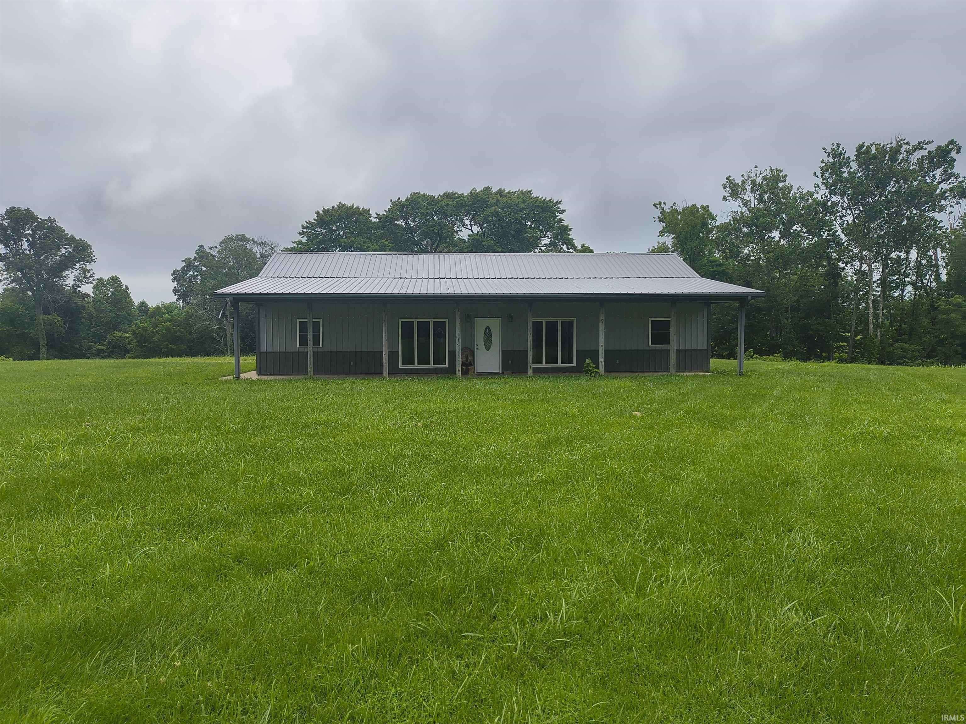 1230 S Iron Mountain Road, Bloomfield, IN 47424-7461