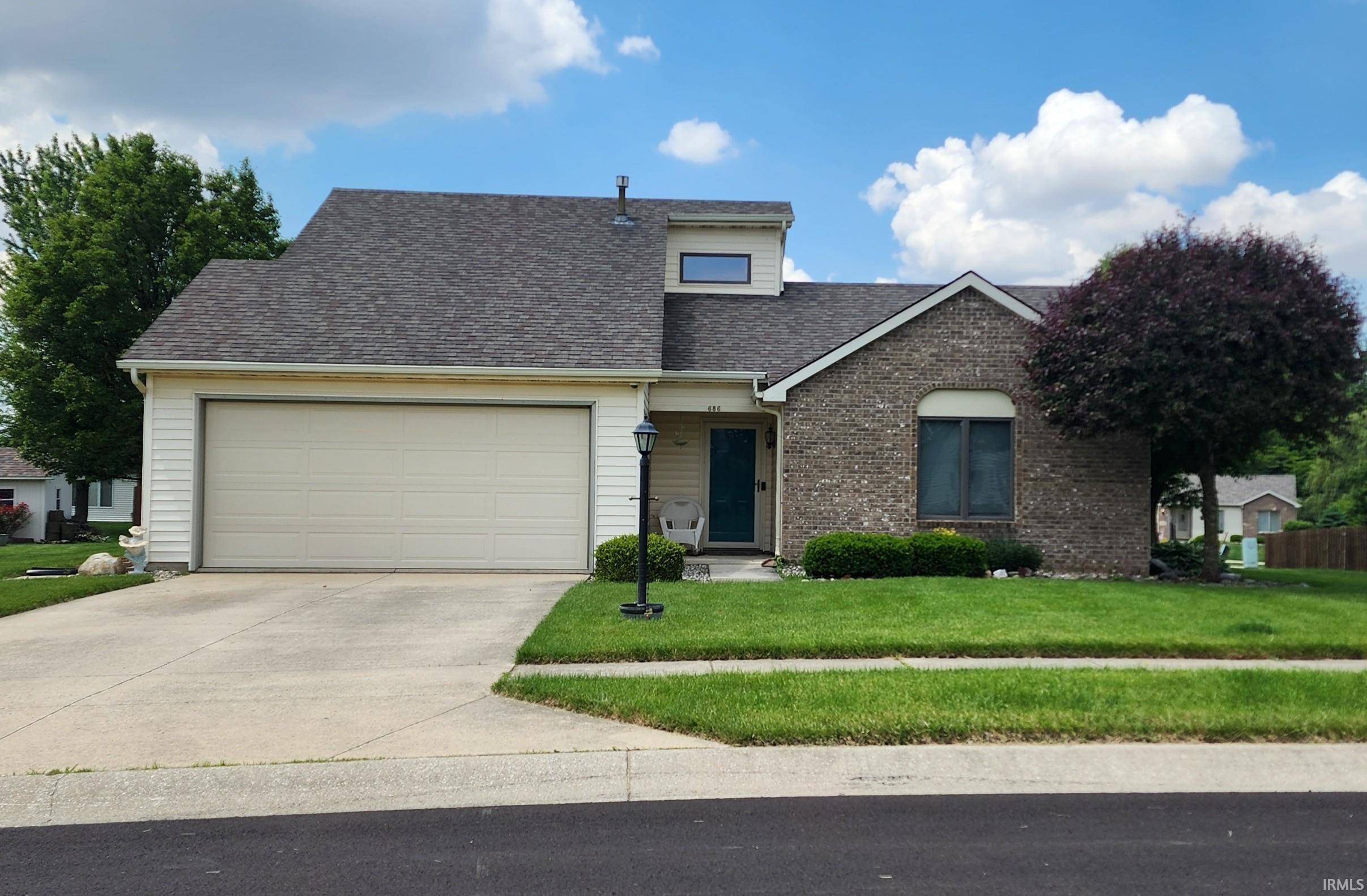686 Frederick Crossing, Roanoke, IN 46783